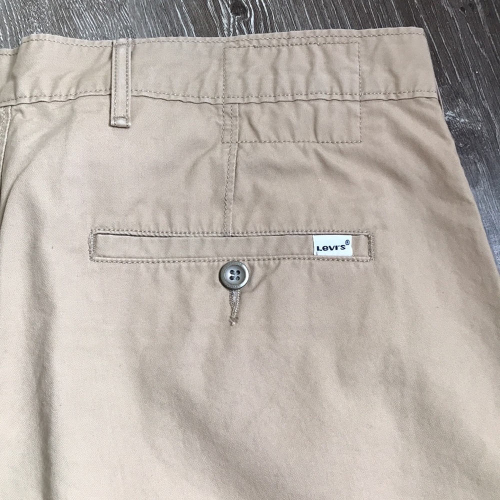 Levi’s - Picture 6 of 16